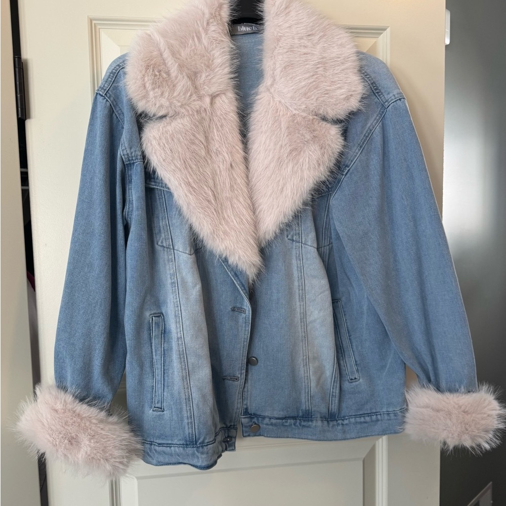 Light Blue Denim Jacket with White Faux Fur Trim (removable)